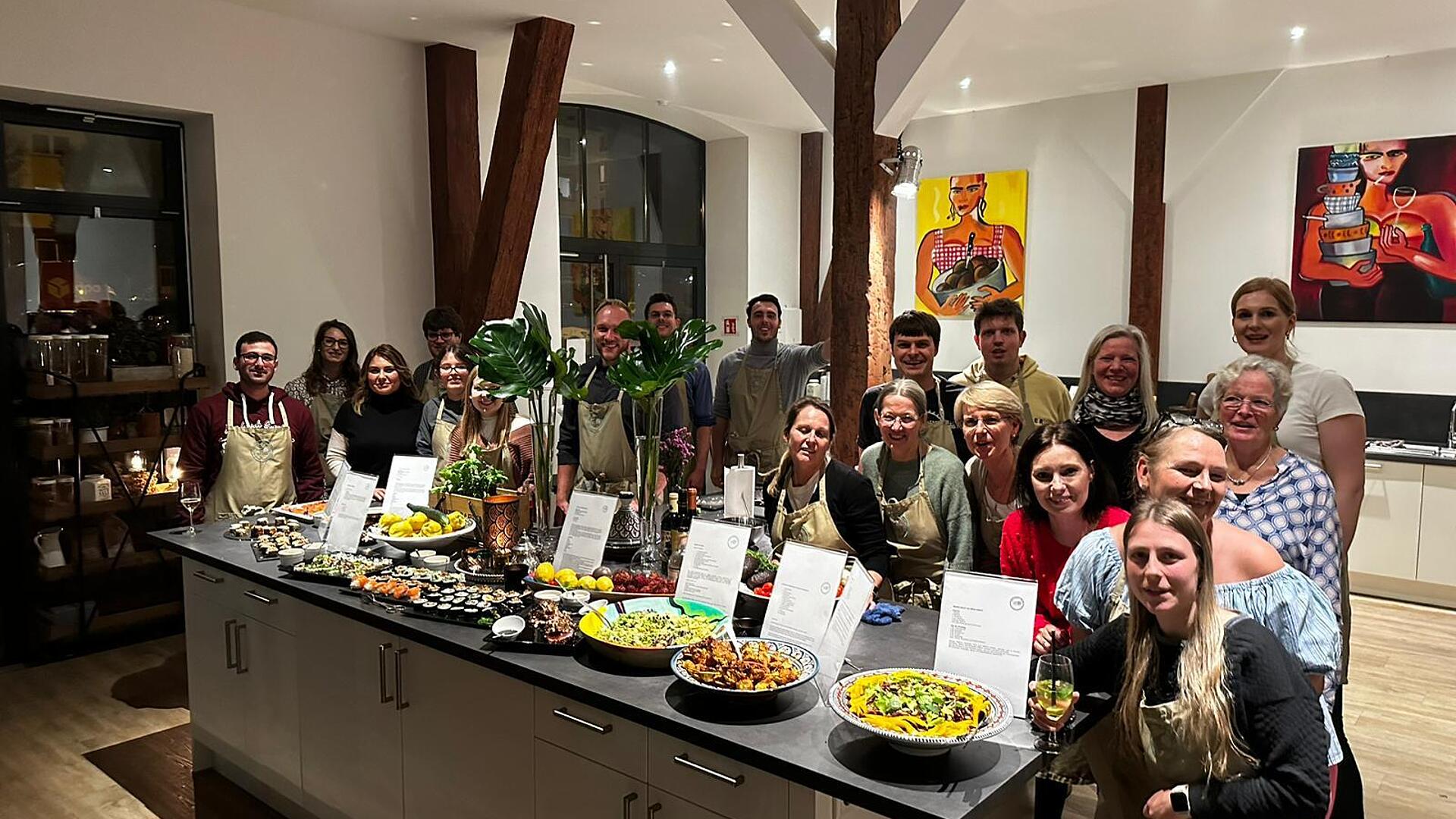 Das Team von burgenta beim Kochkurs im Alten Zeughaus.